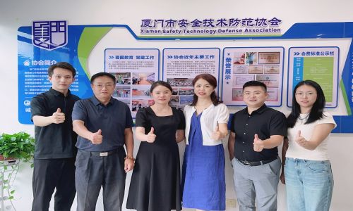 宇航工業(yè)交換機赴廈門安防協(xié)會、羅普特集團參觀交流！